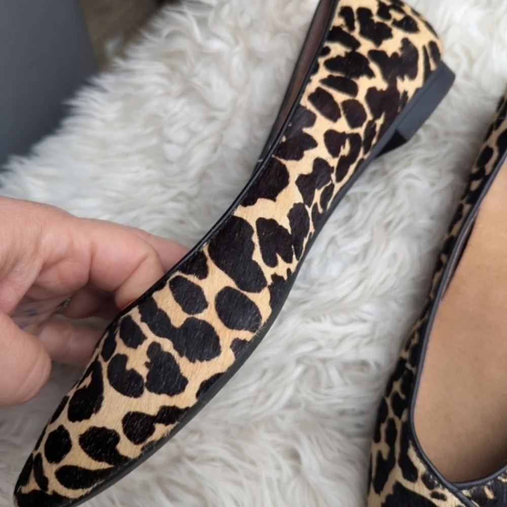 Vionic Leopard Print Flats Sz 8 Excellent Condition - Picture 3 of 4